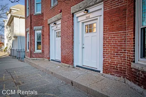 305 Medford St, Somerville, MA 02143