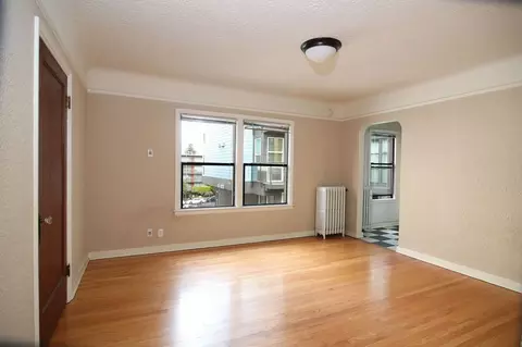 512 Boylston Ave E, Seattle, WA 98102