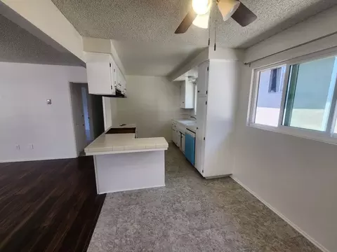 1219 Amethyst St, Redondo Beach, CA 90277 photo 2