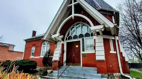2322 W Chestnut St, Louisville, KY 40211