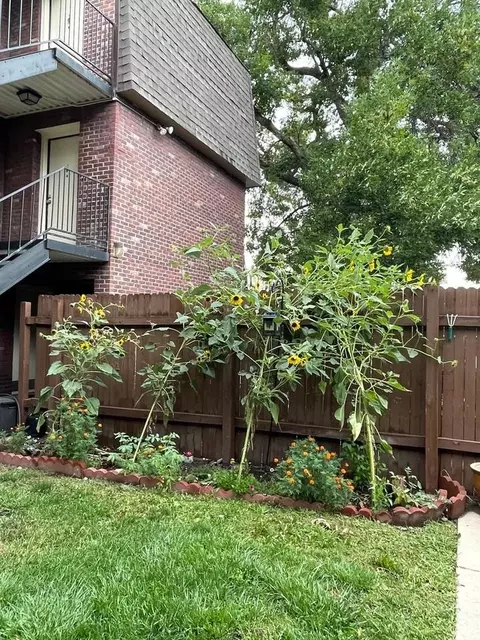 3575 S Pearl St, Englewood, CO 80113