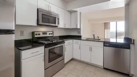 2250 Clarendon Blvd, Arlington, VA 22201 photo 7