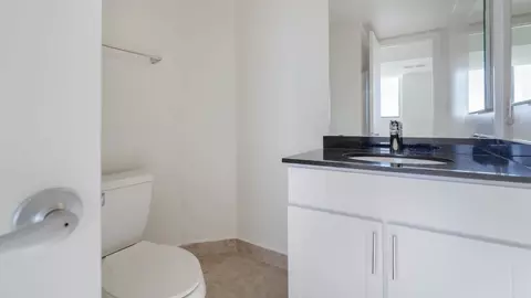 2250 Clarendon Blvd, Arlington, VA 22201 photo 3