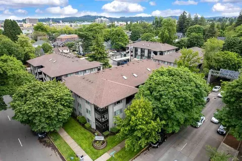 451 W Broadway, Eugene, OR 97401 photo 19