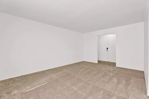 7080 Niagara St, Romulus, MI 48174 photo 37