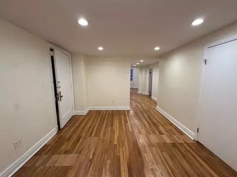 4601 Bayard St, Pittsburgh, PA 15213