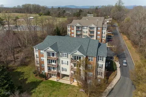 635 Woodbrook Dr, Charlottesville, VA 22901