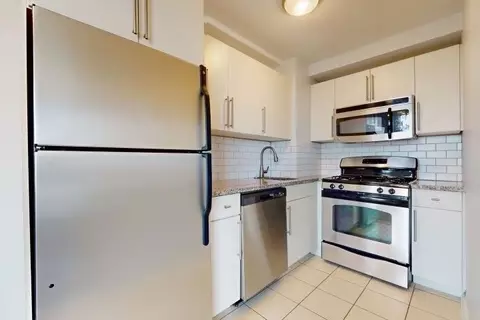 301 W Armour Blvd, Kansas City, MO 64111