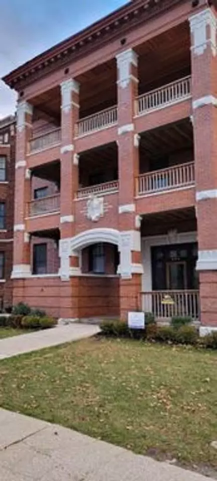 675 W Willis St, Detroit, MI 48201