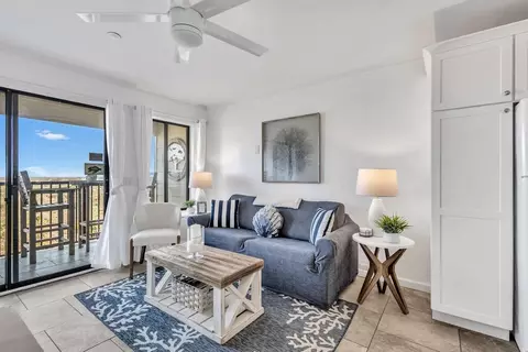 40 Folly Field Rd, Hilton Head Island, SC 29928