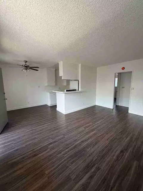 4625 N Bellflower Blvd, Long Beach, CA 90808