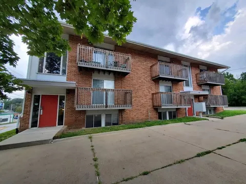 815 Boulder Ave, Des Moines, IA 50315