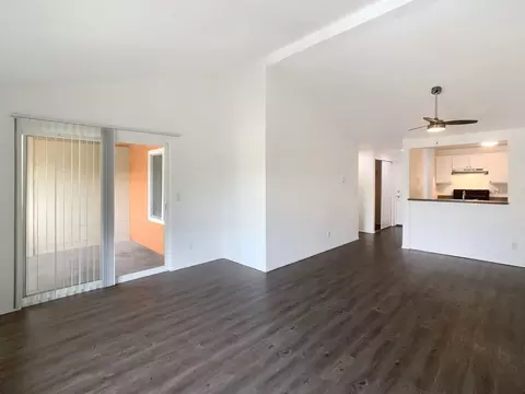 11300 3rd Ave NE, Seattle, WA 98125