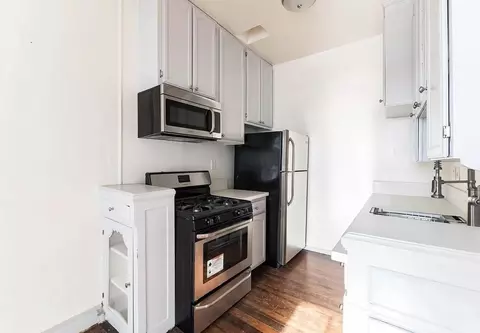 808 S Hobart Blvd, Los Angeles, CA 90005 photo 11