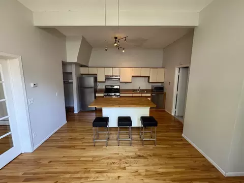 450 Dayton Ave, Saint Paul, MN 55102