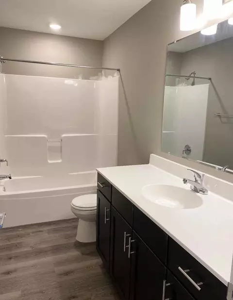 1042 Stearns Ave E, Eden Valley, MN 55329
