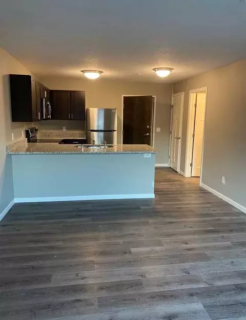 1042 Stearns Ave E, Eden Valley, MN 55329