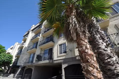 11505 Riverside Dr, Los Angeles, CA 91602