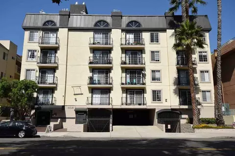 11505 Riverside Dr, Los Angeles, CA 91602