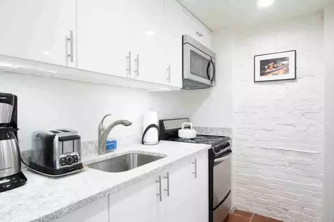 1425 P St NW, Washington, DC 20005 photo 7