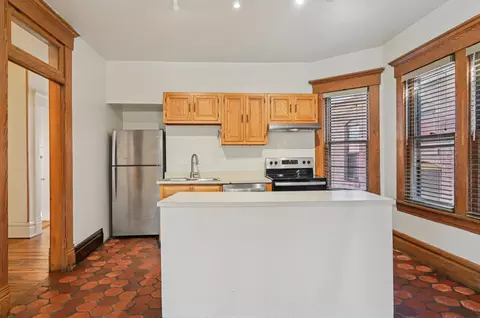 868 Neil Ave, Columbus, OH 43215 photo 3