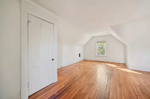 868 Neil Ave, Columbus, OH 43215 photo 9
