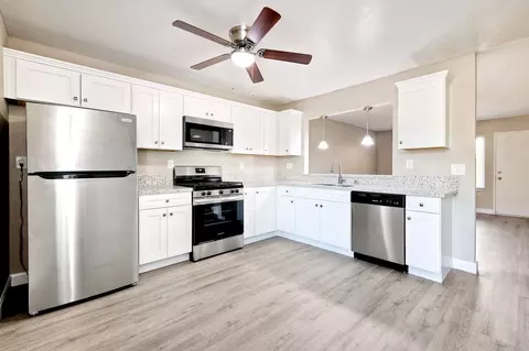 10130 Austin Dr, Spring Valley, CA 91977 photo 2