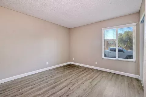 10130 Austin Dr, Spring Valley, CA 91977 photo 9