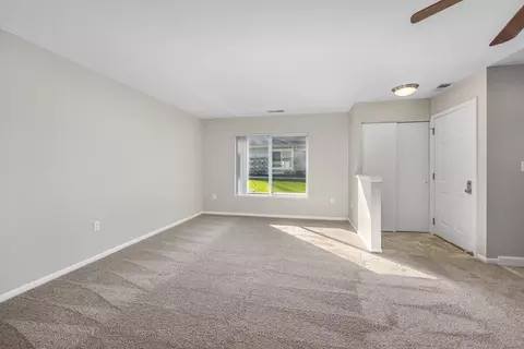 1513 Hidden Creek Circle Dr NE, Grand Rapids, MI 49505 photo 11