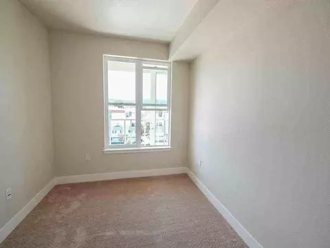 2000 S Delaware St, San Mateo, CA 94403 photo 6