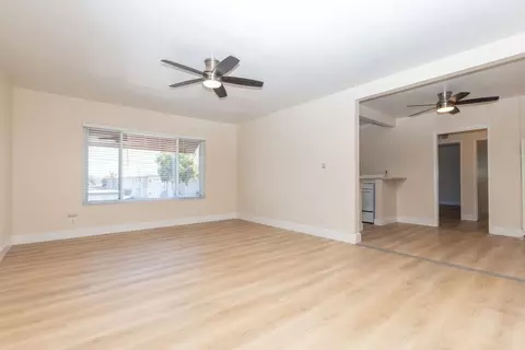 2115 Placentia Ave, Costa Mesa, CA 92627