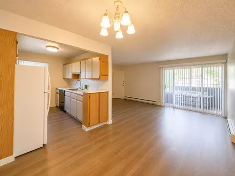 705- 717 State Ave N, Kent, WA 98031