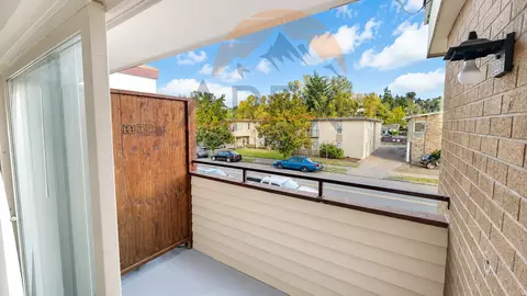 705- 717 State Ave N, Kent, WA 98031
