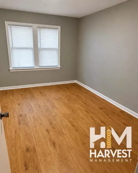454 N Indiana Ave, Wichita, KS 67214