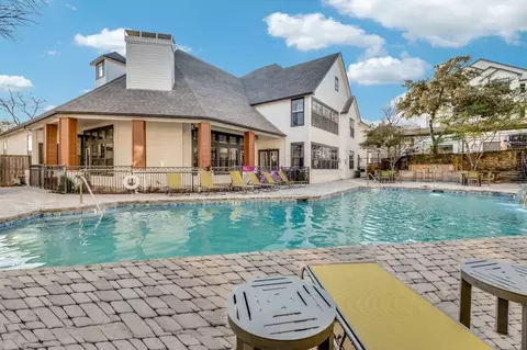 621 Cowboys Pkwy, Irving, TX 75063 photo 4