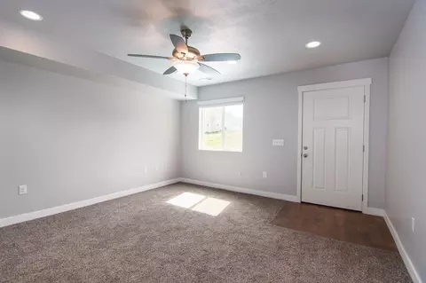 14886 S Marble Rock Way, Herriman, UT 84096