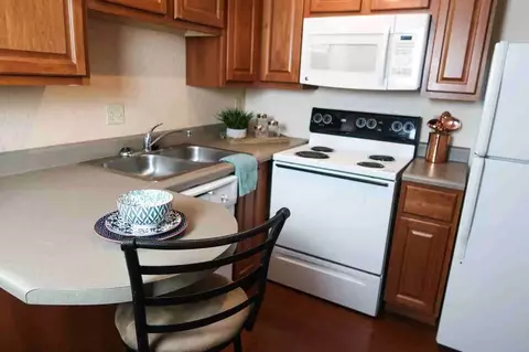 512 E Clark St, Champaign, IL 61820 photo 2