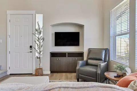 17065 N Hounslow Way, Nampa, ID 83687