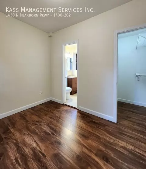 1430 N Dearborn St, Chicago, IL 60610 photo 6