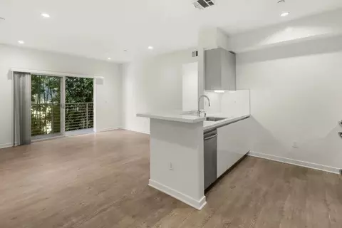 11776 Idaho Ave, Los Angeles, CA 90025