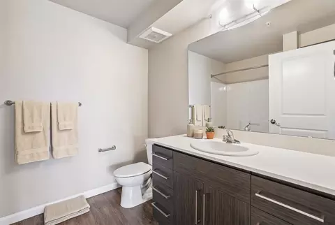 1711 12th Ave, Seattle, WA 98122 photo 13
