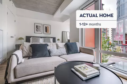 8 Whittier Pl, Boston, MA 02114