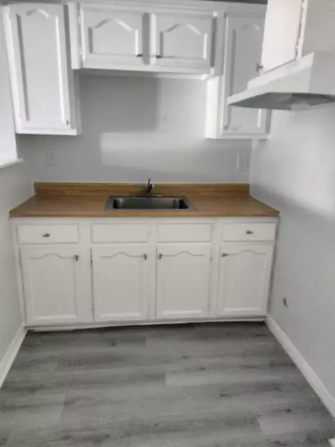 11104 Weddington St, Los Angeles, CA 91601