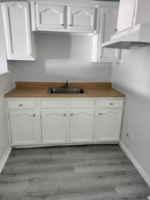 11104 Weddington St, Los Angeles, CA 91601