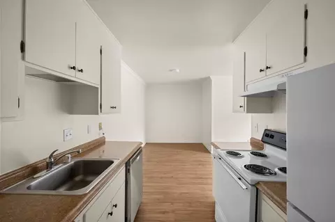 2467 Warring St, Berkeley, CA 94704