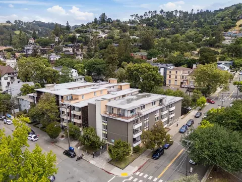 2467 Warring St, Berkeley, CA 94704 photo 35