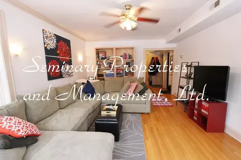 1436 W Belle Plaine Ave, Chicago, IL 60613
