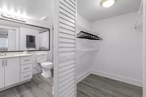 10000 NW 45th Ter, Doral, FL 33178 photo 32