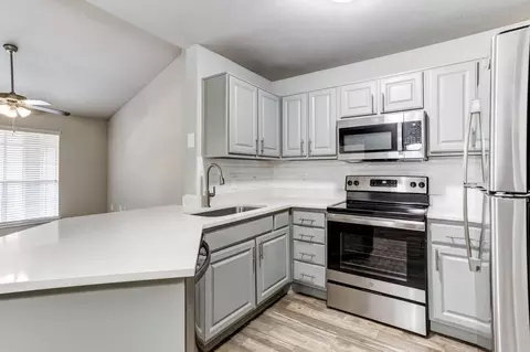 9701 Meyer Forest Dr, Houston, TX 77096 photo 23