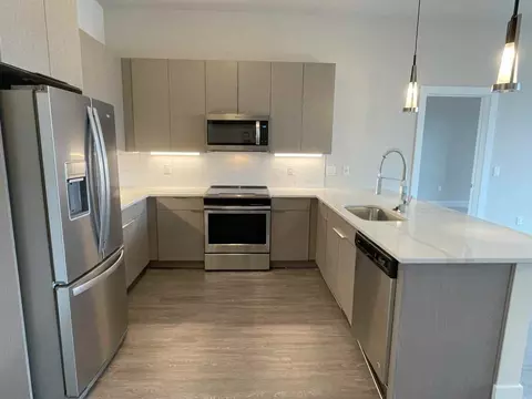 321 N Jefferson St, Milwaukee, WI 53202